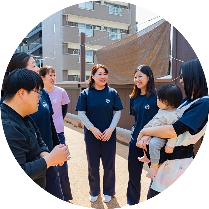 働きやすい環境:先生と子供の様子
